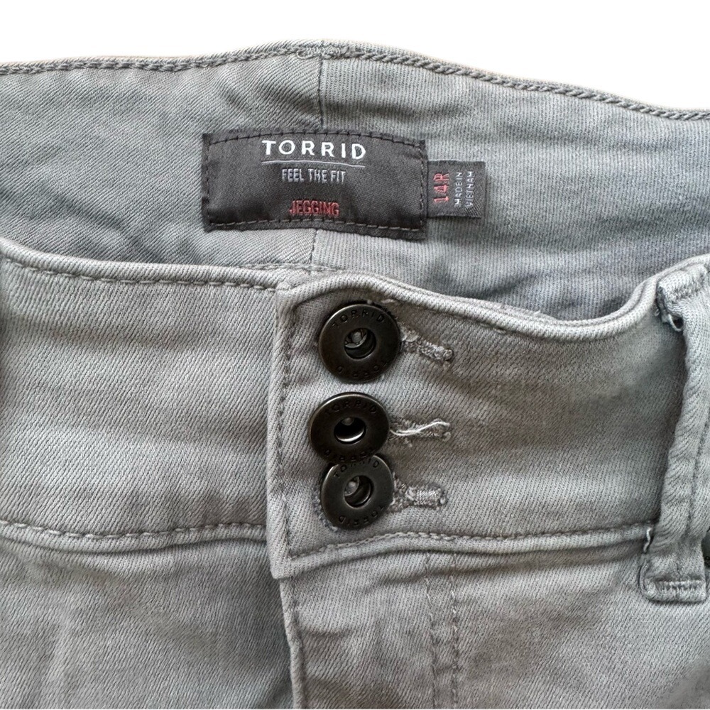 Torrid Jegging, Grey, Distressed Size 14R